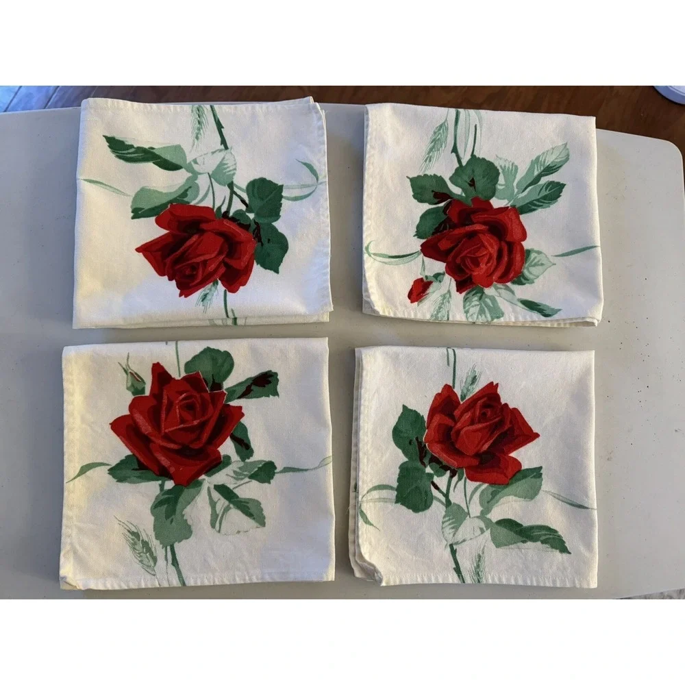 (4) Vintage 50's America's Pride Beauty Roses Fabric Elegant Table Cloth Napkins